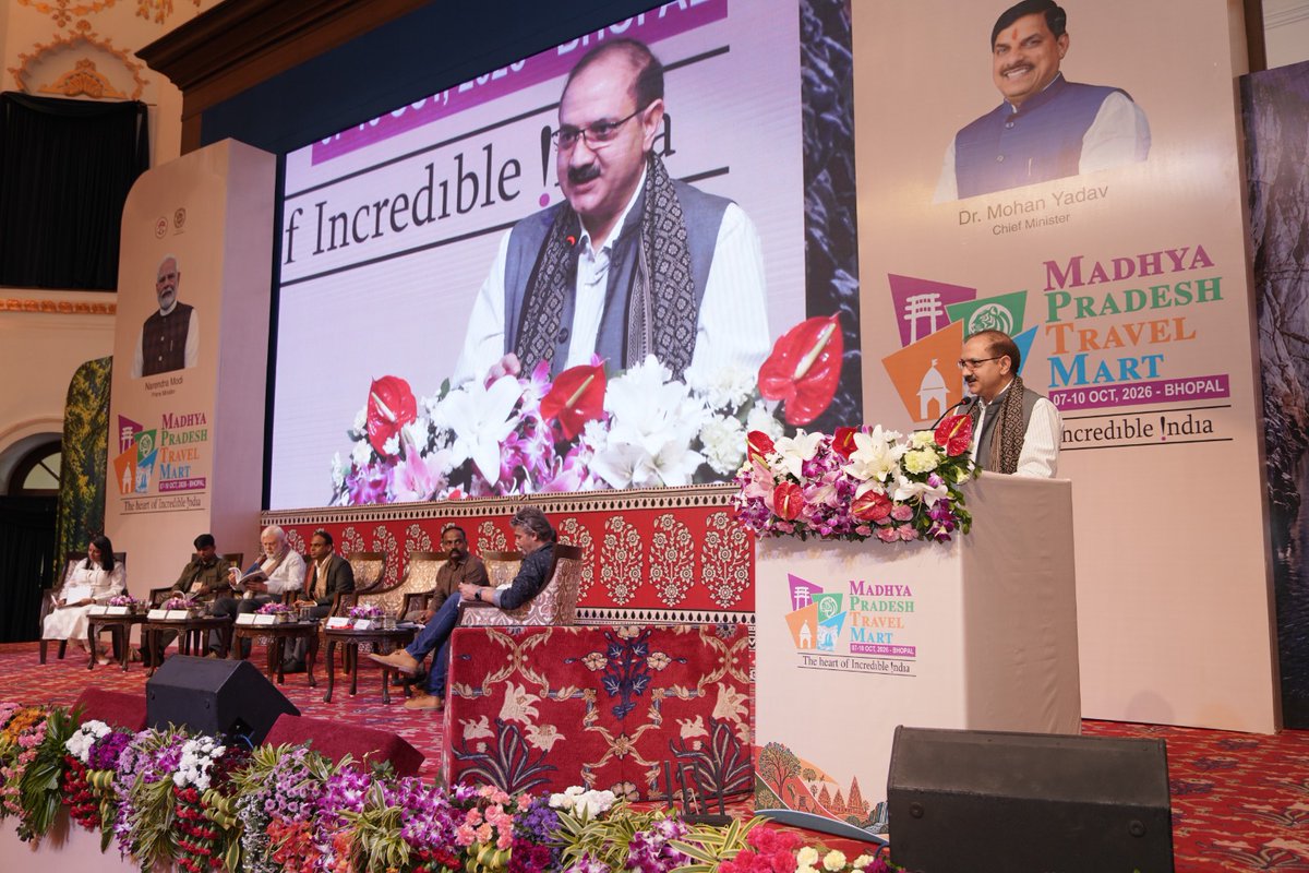 IndiatourismM's tweet photo. India Tourism Indore participated in MPTM 2026, Bhopal, promoting heritage, wildlife and sustainable tourism through Incredible India, Dekho Apna Desh &amp; Travel for LiFE. 🇮🇳🌿
#MPTM2026 #IncredibleIndia #TravelForLiFE https://t.co/tX5fvms7HK