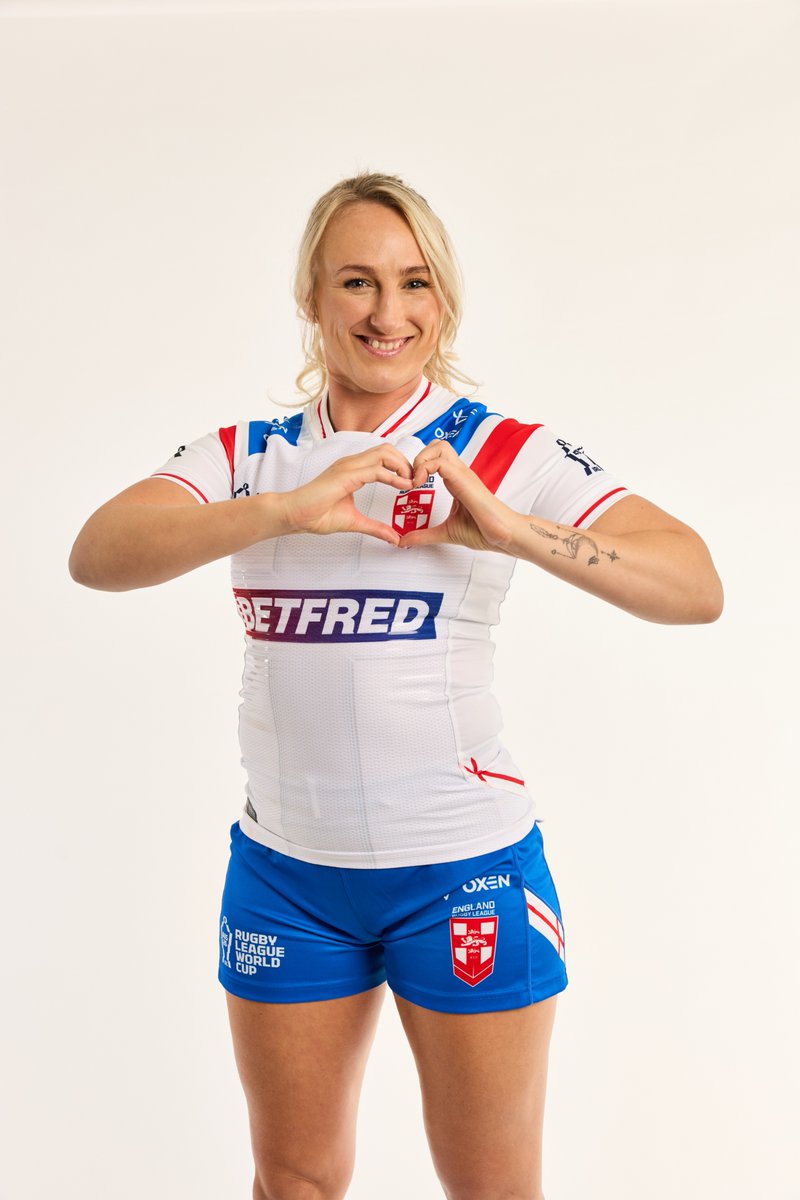 England_RL's tweet photo. Those headshot poses 😁

#EnglandRL 🏴󠁧󠁢󠁥󠁮󠁧󠁿 https://t.co/PVAYuYRZ7R