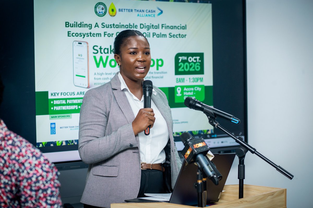 BetterThan_Cash's tweet photo. 🇬🇭 What if rural #Ghana farmers enjoyed the same benefits of digital payments as people in #Accra?

A vision shared at a workshop on Ghana’s oil palm sector.

📲 Time to scale digital payments and help farmers &amp; communities access savings, credit and new financial opportunities! https://t.co/ZObqKdmGPg