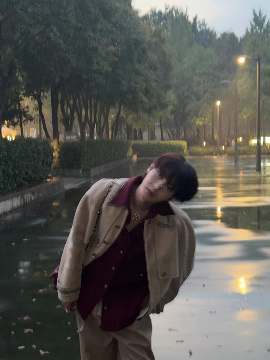 apieceofhrj__'s tweet photo. เท่มากๆๆๆๆๆอะ คือชอบชุดนี้มาก ละอินจุนฮีมาเสิร์ฟรูปแบบฉ่ำๆๆๆ https://t.co/X6m4siD9JS