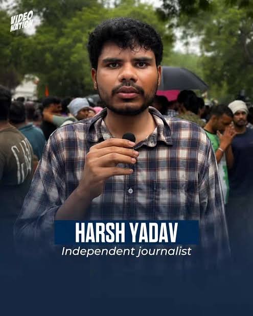 RahulTavar_'s tweet photo. Independent Journalist @harshdelhise is nowhere to be found.

Delhi Police Detained him from his Hotel and is whereabouts are unknown since then.

Delhi Police must disclose his location.

Where is Harsh Yadav? https://t.co/urrjrkCBuZ