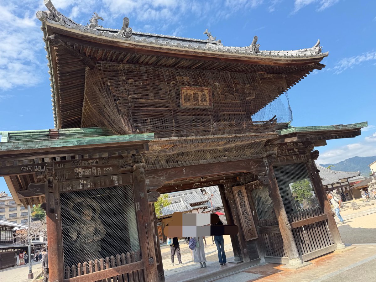 Line_3's tweet photo. 3泊4日の広島旅行から帰宅、、、。天気に恵まれてよかったんですが、暑かったw
一番印象に残ったのは旧海軍兵学校の見学ですかね。色々と考えさせられましたよ、、、。
お好み焼きも美味しかったし良い旅行でした。 https://t.co/VEH3tMF4sF