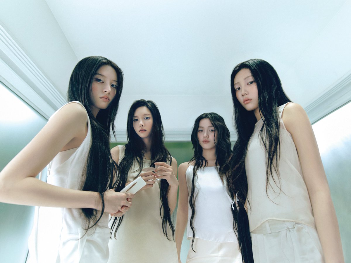 BELIFTLAB's tweet photo. #ILLIT ‘BREAK EVEN’ 
#QUIET Ver.

🤫

2026.10.26 6PM (KST)
#아일릿 #BREAK_EVEN https://t.co/FZhCHvTg1n
