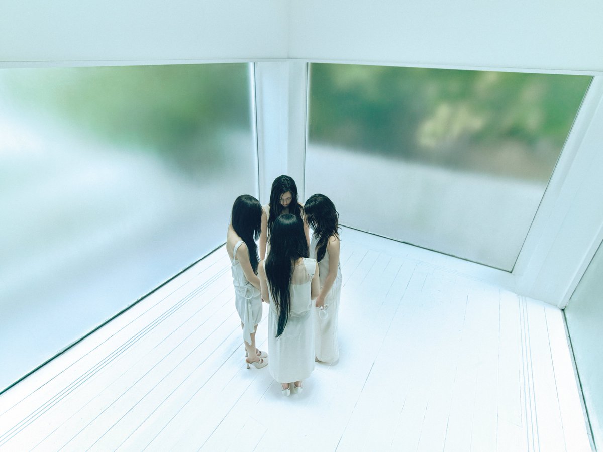 BELIFTLAB's tweet photo. #ILLIT ‘BREAK EVEN’ 
#QUIET Ver.

🤫

2026.10.26 6PM (KST)
#아일릿 #BREAK_EVEN https://t.co/FZhCHvTg1n
