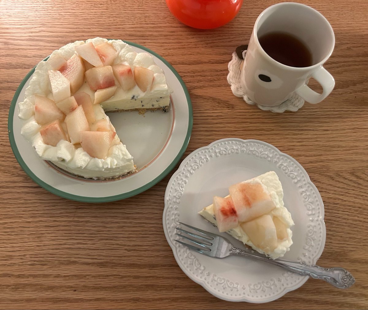 yuru_ri__'s tweet photo. 桃と紅茶のレアチーズケーキ作ったよ🍑 https://t.co/0SjEa9dJco