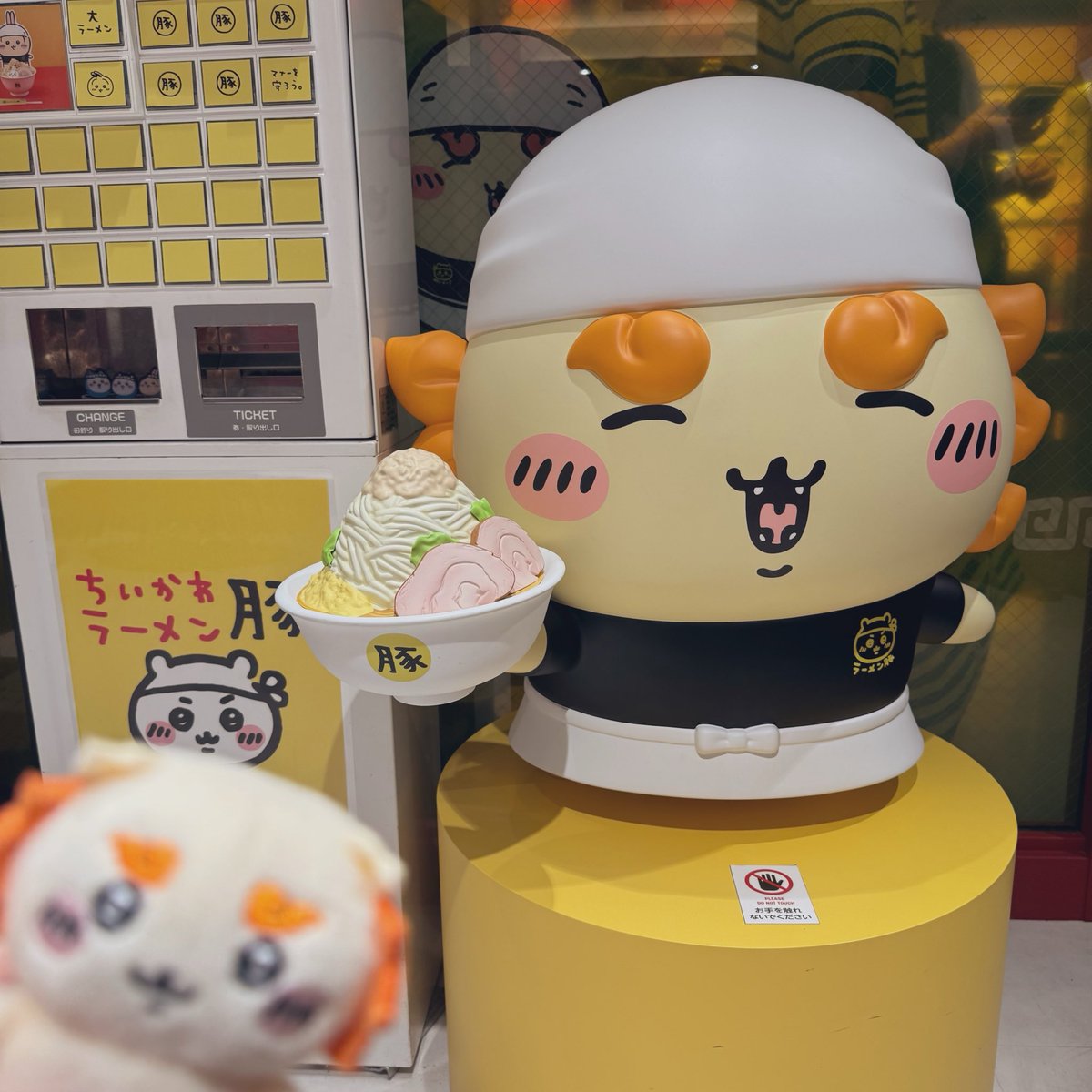 jikantarin's tweet photo. ちい↑かわの推しメンは圧倒的にシーサーちゃん故、ここ最近の展開には胸を痛めていたのですが、今日はニッコニコのシーサーちゃんをたくさんゲットできてハッピーでした
記念に1個買ったランダムフィギュア自引き！ https://t.co/45r7Oiw9wh