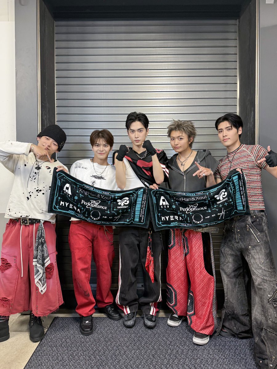 K_minasann2's tweet photo. 戦うポーズでかわいい👊 https://t.co/sb8457UO4H