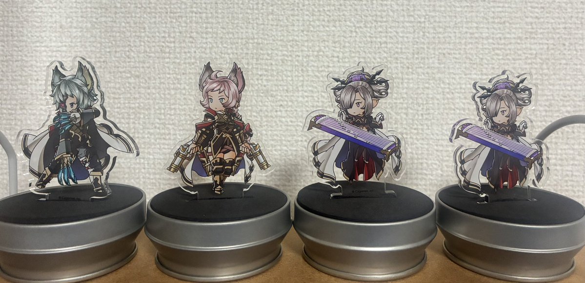 Do101112's tweet photo. 【交換】グランブルーファンタジー グラブル CyConveni サイコンビニ 「AcCanSta 十天衆Ver.」

譲⇨シス、エッセル、ニオ✖️2

求⇨シエテ

郵送もしくは年末のフェス両日参加のためそこでの手渡しのみ。

お気軽にお声がけ下さい
よろしくお願いいたします https://t.co/Rku0OtyBe4