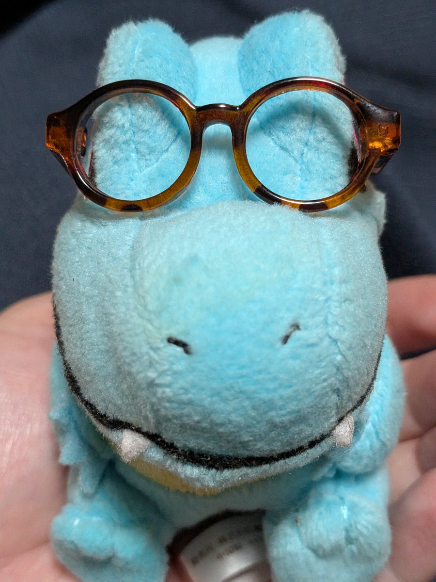 iwameron's tweet photo. なんも見えてないの愛しいw https://t.co/HDDzOThOfN