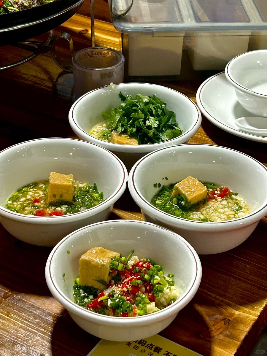 Momentc5mO's tweet photo. [玖侨挤型汤]を今日のランチに選んでみた濃厚でクセになる味わい、意外とヘルシーなのも嬉しい！もう一回食べに行きたいな～ https://t.co/ryNpfBkSwN
