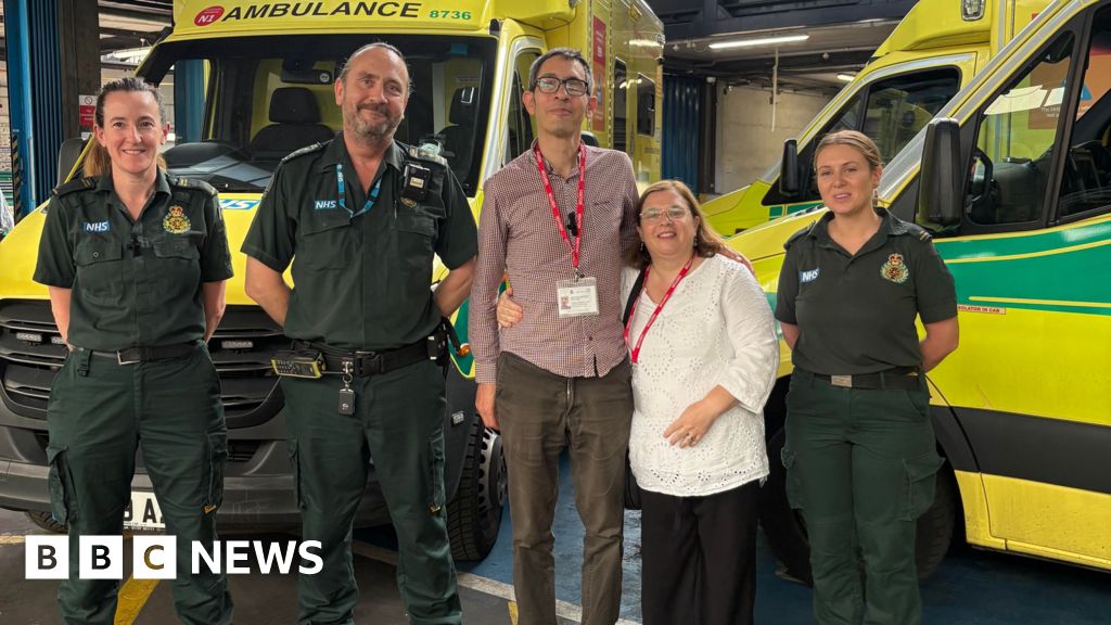 BBCLondonNews's tweet photo. Man crushed under coach thanks life-saving medics ➡️ https://t.co/4fw52597JD https://t.co/rYp7XuCNR6