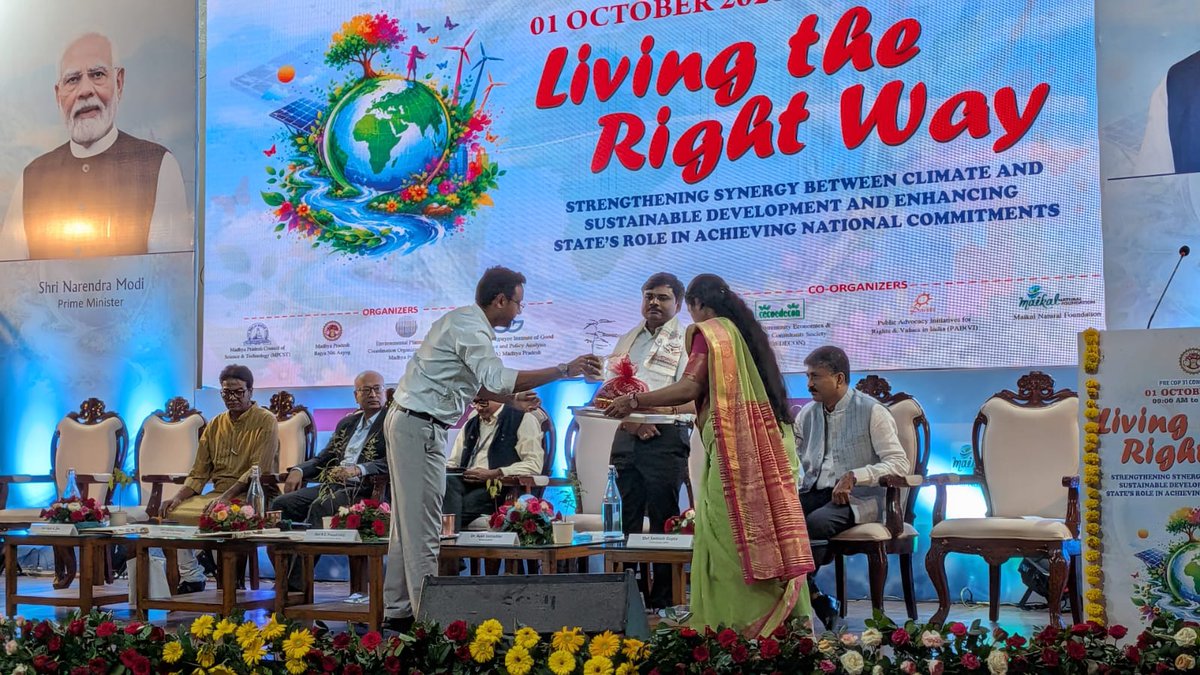 WorldFishCenter's tweet photo. Aquatic foods belong in the climate conversation. 🌏

At the Pre-COP31 Consultation on “Living the Right Way” in Bhopal, India, a WorldFish/CGIAR representative delivered a keynote on ongoing work under the CGIAR Multifunctional Landscape Science Program in Mandla district, Madhya Pradesh.

#COP31 #ClimateResilience #AquaticFoods #InlandFisheries #Agroecology #WorldFish