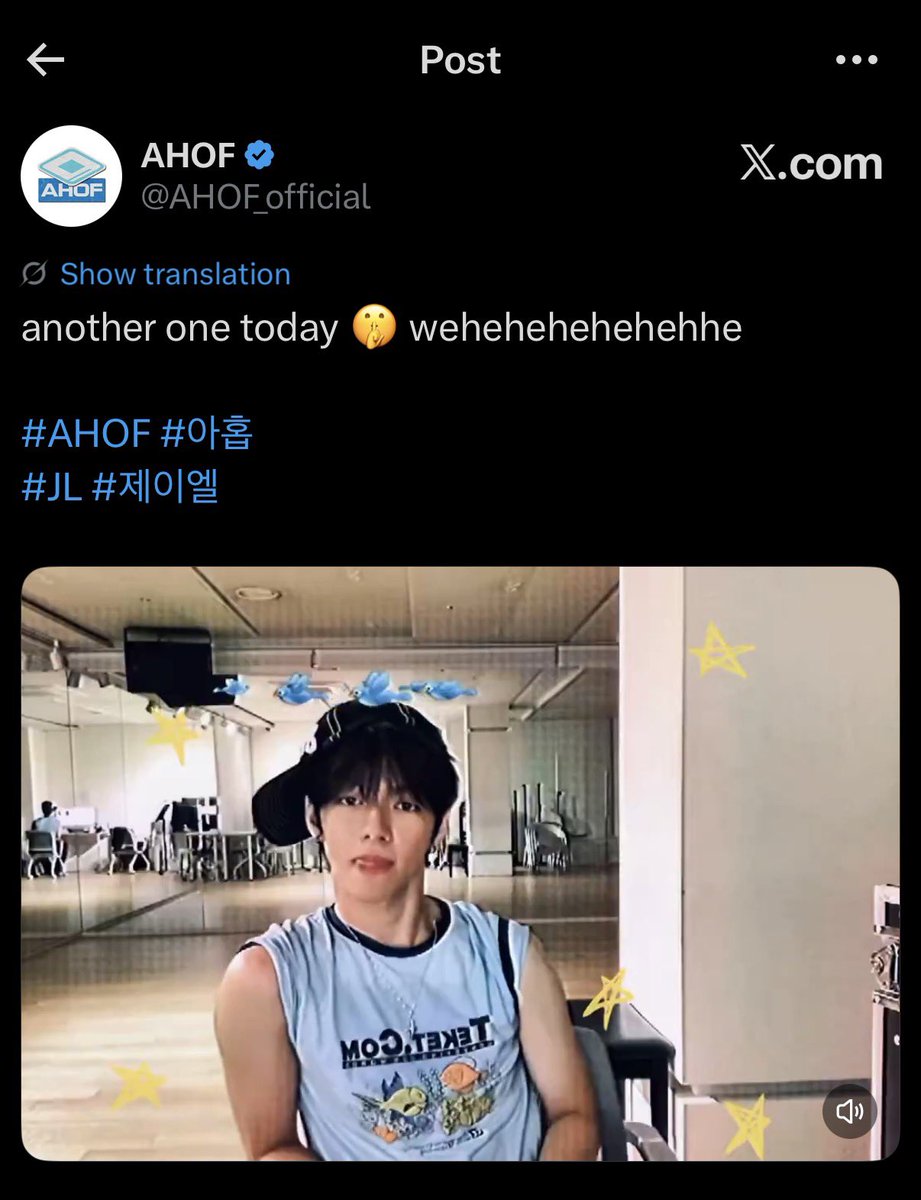 povhani's tweet photo. he's actually insane for posting 4 days in a row AND knowing he goes viral every single time.. okay, mr. viralism ✨

#AHOF #아홉
#JL #제이엘 https://t.co/Dq6x3XUwH9