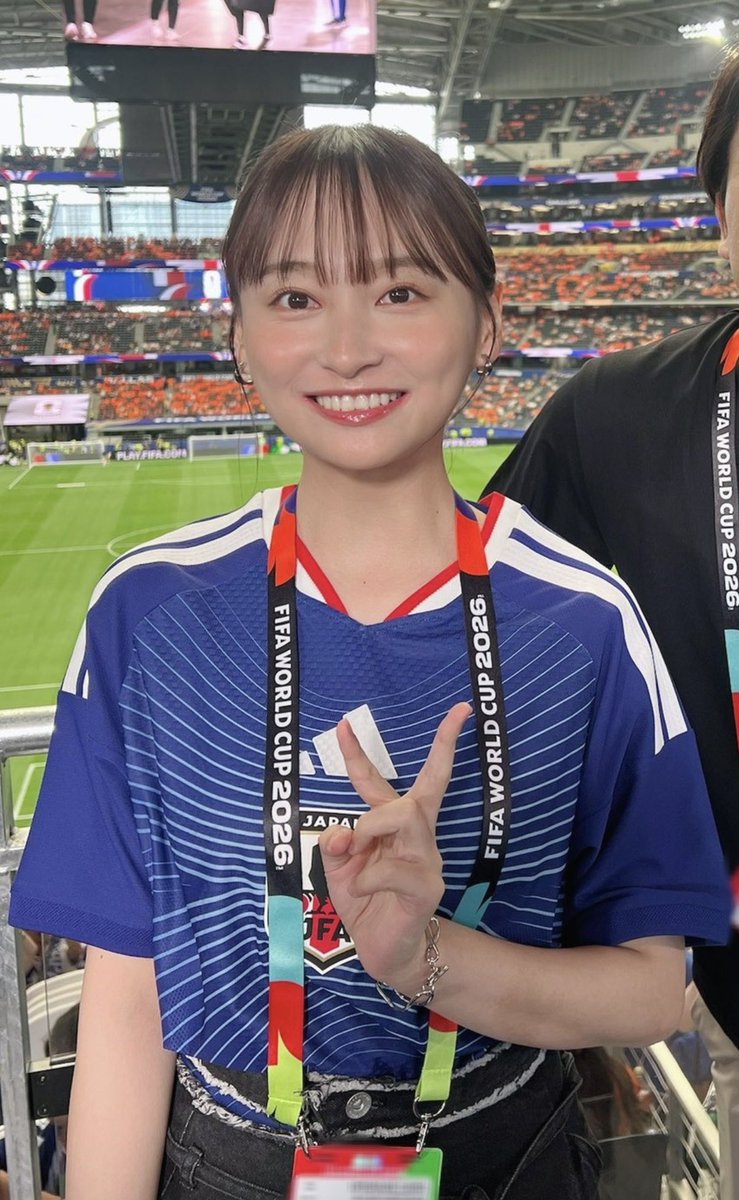 AIz1ry's tweet photo. 影山優佳 https://t.co/2s5aVp3Hi7
