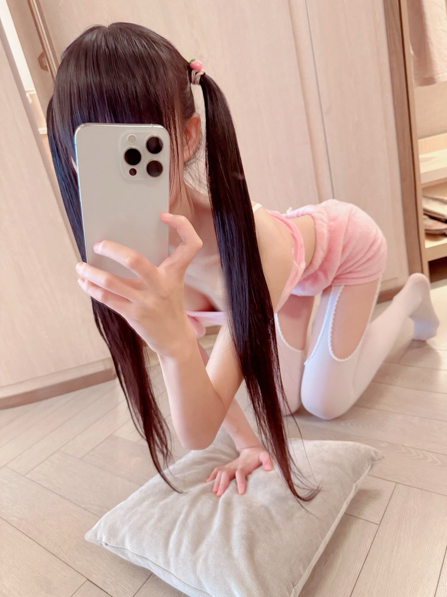 youyoidce0's tweet photo. 好想被狠狠地干一顿 https://t.co/e9hqbJ0uqc
