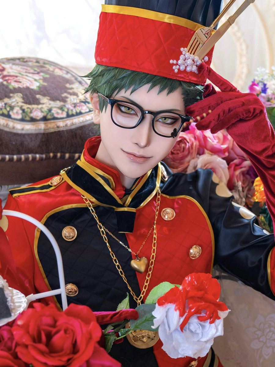 bon_cos_1129's tweet photo. twst 🧁ツイステ

トレイ先輩♣️夢 https://t.co/90racXABUy