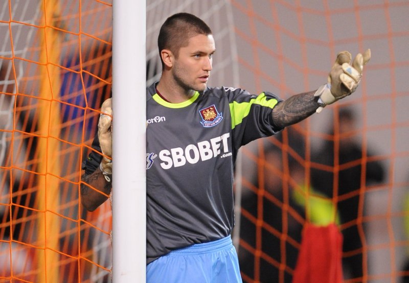 BillyBondsStand's tweet photo. Henri Lansbury is 36 today. He came on loan from Arsenal in 2011 and was an unused sub in the 2012 play-off Final v Blackpool. Three months earlier he came on as sub v Blackpool away after Rob Green was sent off. The impressed West Ham fans sang 'Are you Ludo in disguise' 😀 ⚒️ https://t.co/mVX3XZcbXV