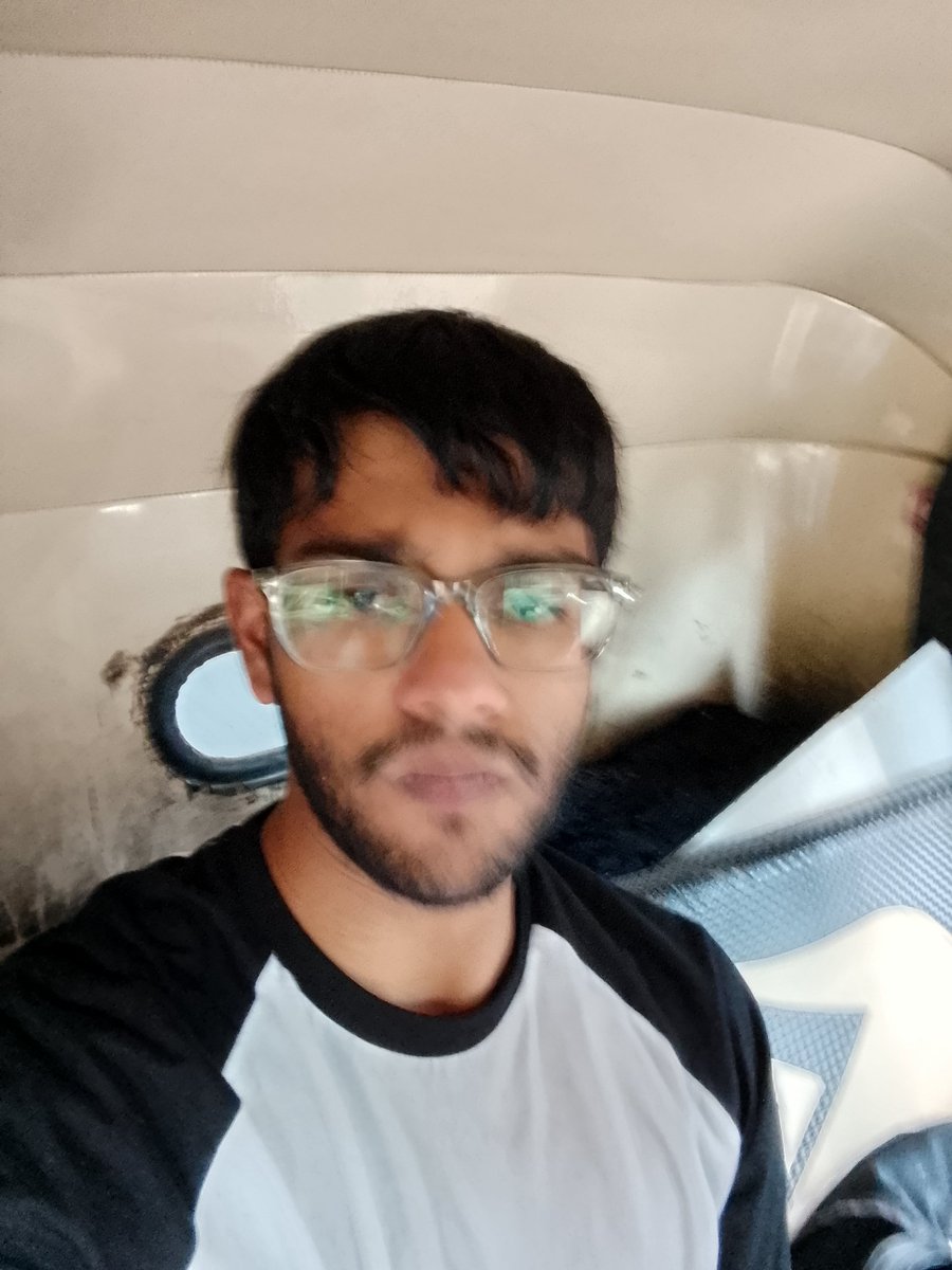 NukeAmbernath's tweet photo. How my final year project got me feeling (guide told me to do more changes before saturday) https://t.co/KArVEcFTAT