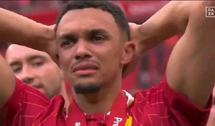 jamo9mks's tweet photo. So this is how you feel every week as a Man United fan? 😭
How do you guys even cope?🥲 https://t.co/oMvDVyKhPh