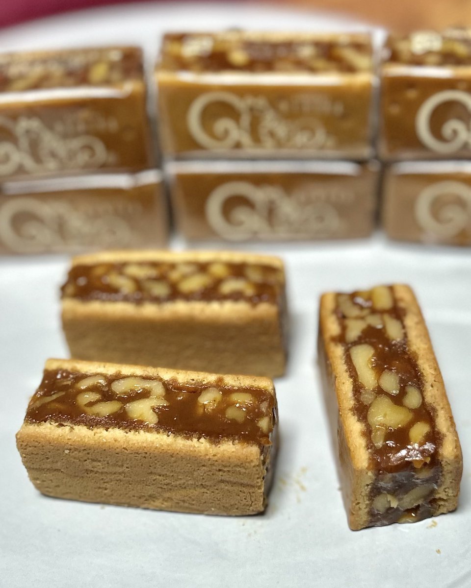 gourmet_nagoya's tweet photo. クルミッ子の『鎌倉紅谷』東海エリア初店舗が名古屋駅タカシマヤ地下1階に10月30日(金)オープンします https://t.co/776K0fszWH