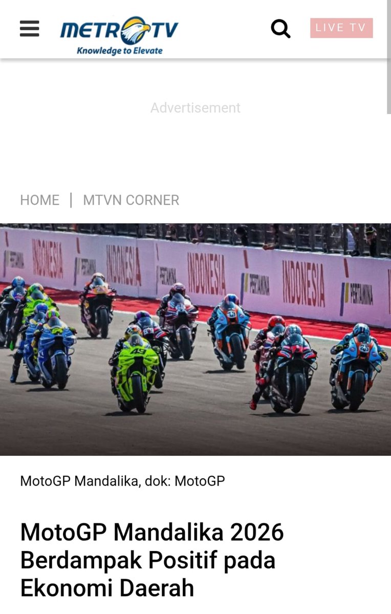 masgah_'s tweet photo. acara boleh selesai dalam beberapa hari, tapi peluang usaha seharusnya bisa berlanjut lebih lama. itulah kenapa Perputaran Ekonomi MotoGP perlu dijaga agar manfaat #ImpactGrandPrixMandalika terus dirasakan masyarakat sekitar https://t.co/WtZTOyxEKj