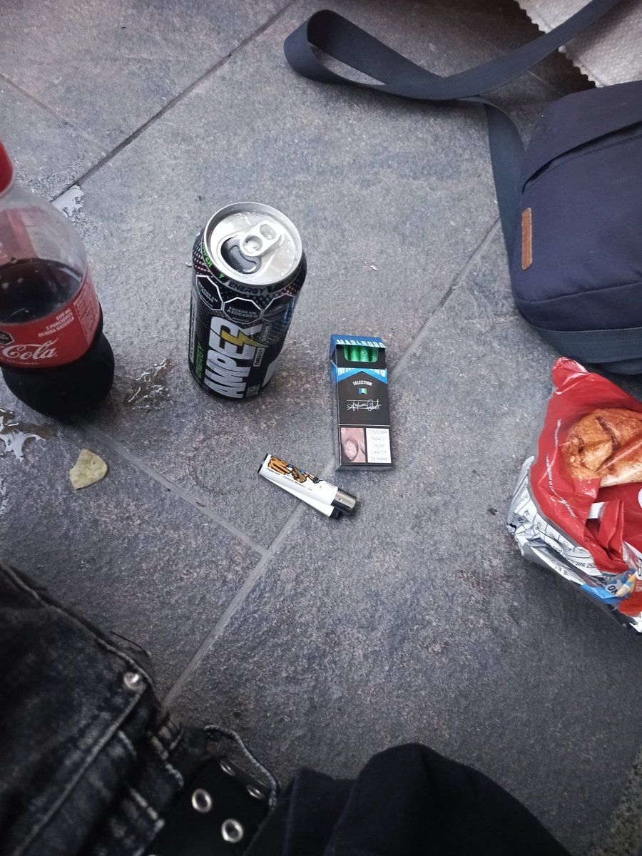 Cerezokwk's tweet photo. Hoy fue una noche muy larga pero muy bien acompañada https://t.co/AII1uk3oJf