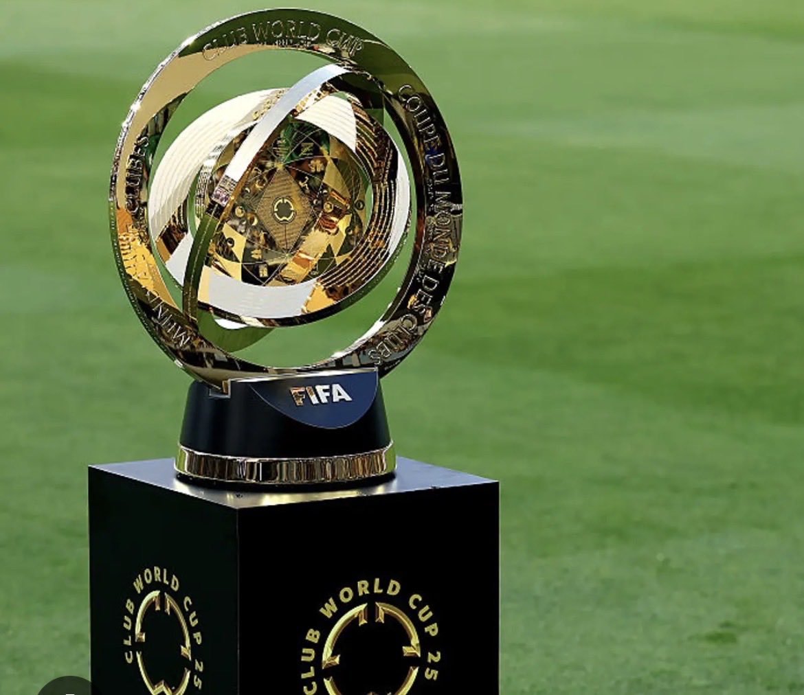 bigsly999's tweet photo. @Kelvin451145 Chelsea 1 Club World Cup trophy,,, Manchester United, Real Madrid, Liverpool, Manchester City, arsenal, Barcelona, Bayern Munich, inter milan, juventus, ac milan, combined, 0 Club World Cup 😂😂😂😂 https://t.co/OCkzTij4oZ