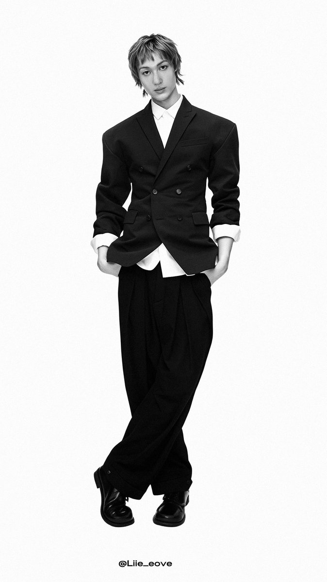 Liie_eove1124's tweet photo. The suit is soooooo handsome.
#마틴 #MARTIN #코르티스 #CORTIS https://t.co/kY3hs3FItw