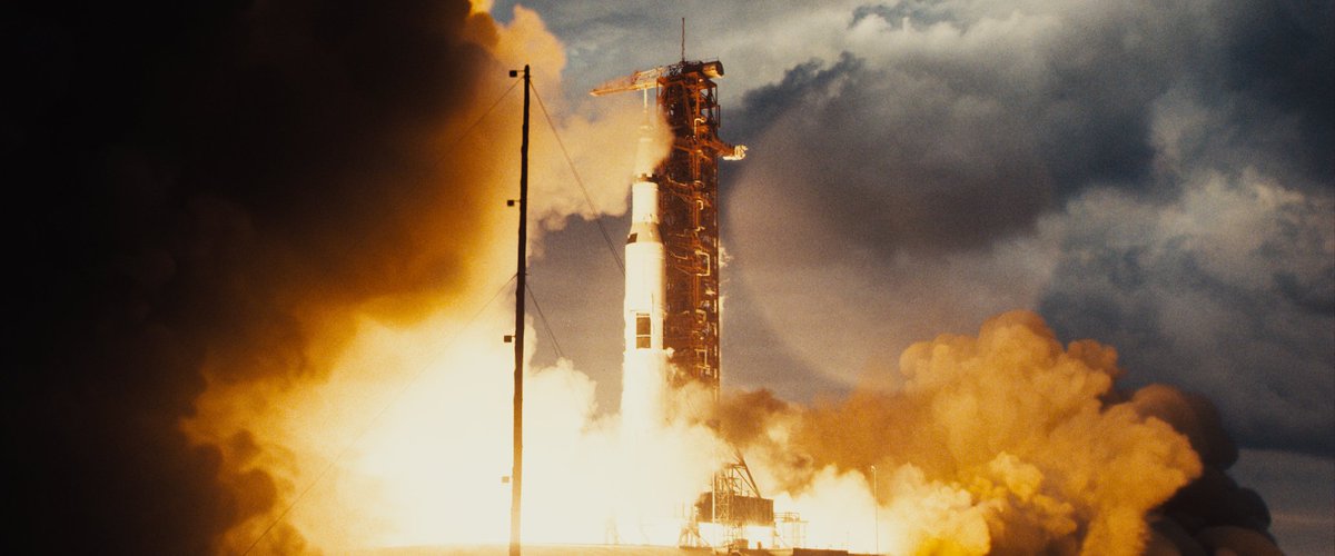 dneg's tweet photo. Today marks 8 years since Damien Chazelle's #FirstMan launched into theatres! 🚀🌙 Revisit the out-of-this-world #VFX our team delivered to bring this striking Neil Armstrong biopic to the screen, then learn more about our #Oscar winning work here: https://t.co/XnmVKWplJ1 https://t.co/R0cdA0yVt7