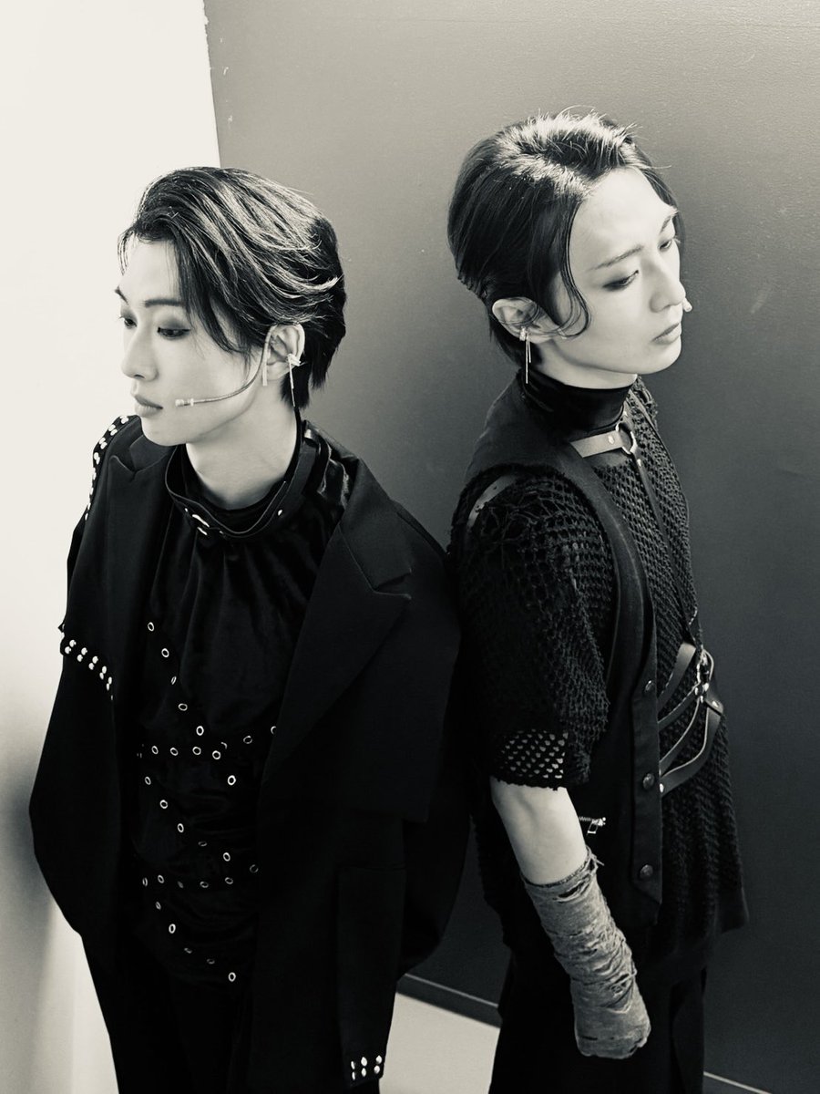 t_ryo_official's tweet photo. THE ALUCARD SHOW

連日ご来場誠にありがとうございます

w/ SAINTGERMAIN
@i_am_akana 

#ALUCARDSHOW2026 https://t.co/HB5yNd0po4