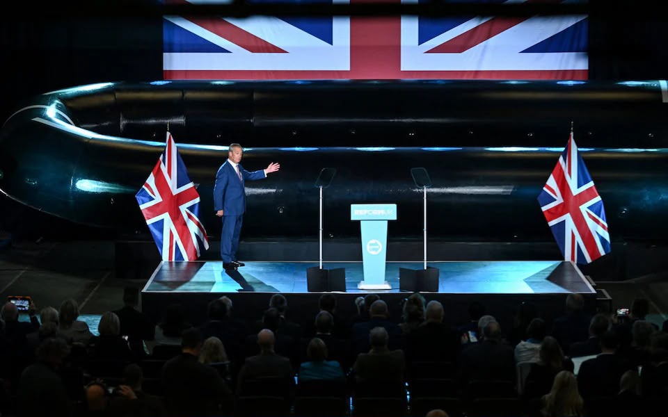 Nigel_Farage's tweet photo. Does this look like a small boat to you? https://t.co/59qVmBX1oM