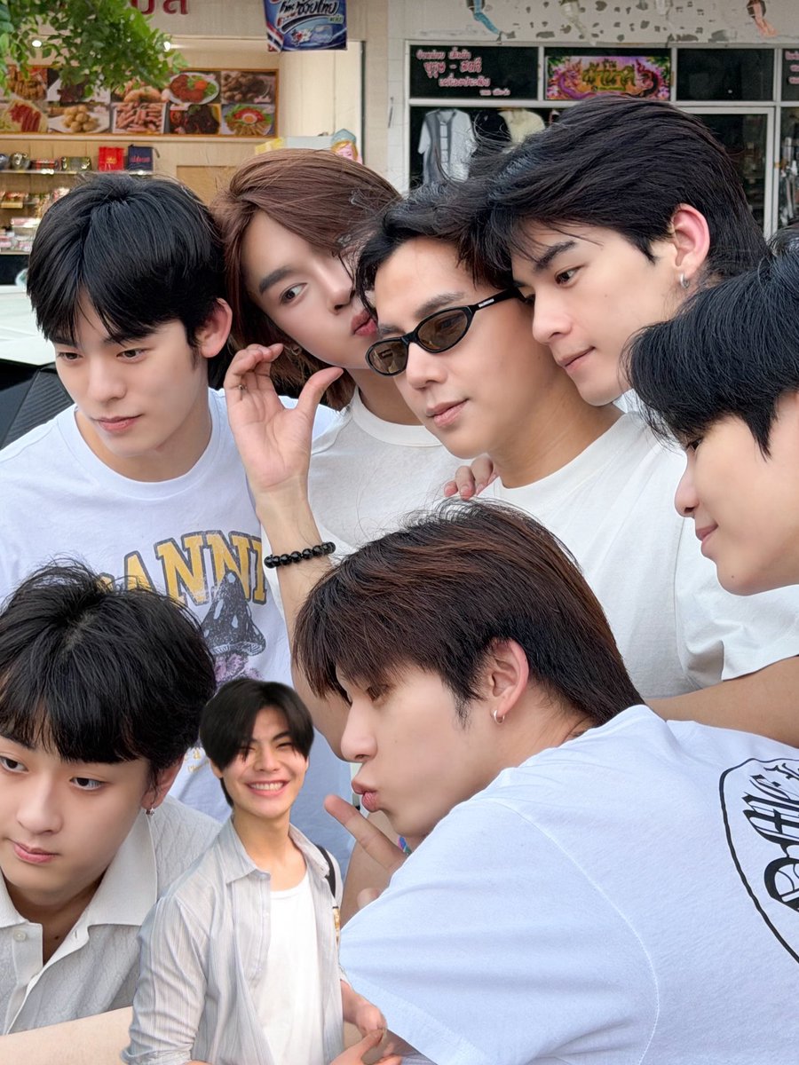 GOB_TTP's tweet photo. คถ.แก๊งด้วงT^T
#ทริปทำบุญบ้าง https://t.co/TsJ96OArgX