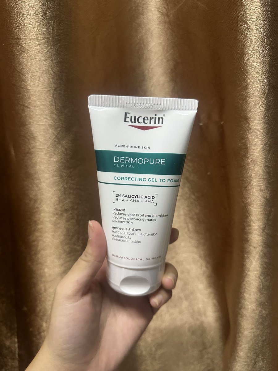 think2hand's tweet photo. Eucerin Gel to foam เจลล้างหน้ายูเซอรีน ลดสิวลดรอย ไซส์ 150ml
☘️ราคา 450฿
📮ค่าส่ง 40฿

#ส่งต่อสกินแคร์ #ส่งต่อครีม #ส่งต่อเซรั่ม #ส่งต่อสกค #Eucerin #พร้อมส่ง #ส่งต่อโฟมล้างหน้า https://t.co/JlLXxDBgBE