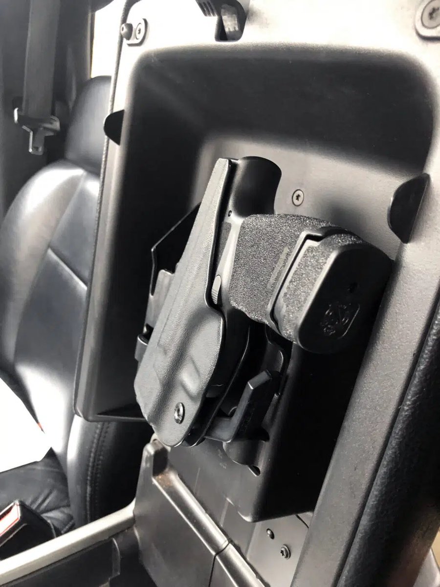Savage2APatriot's tweet photo. @SDSLLC_USA I'm Fucking beyond ready and waiting for all you Pussies to finally become men and grow a pair 🤣 https://t.co/oVPfRJnu3H