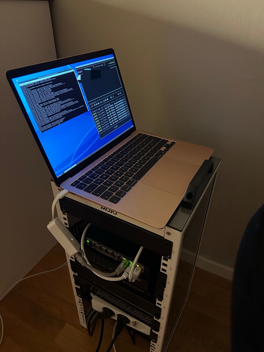 maybelumi's tweet photo. latest addition to the homelab: minecraft server #larp #opsecdemon https://t.co/zo8hlR6KcL