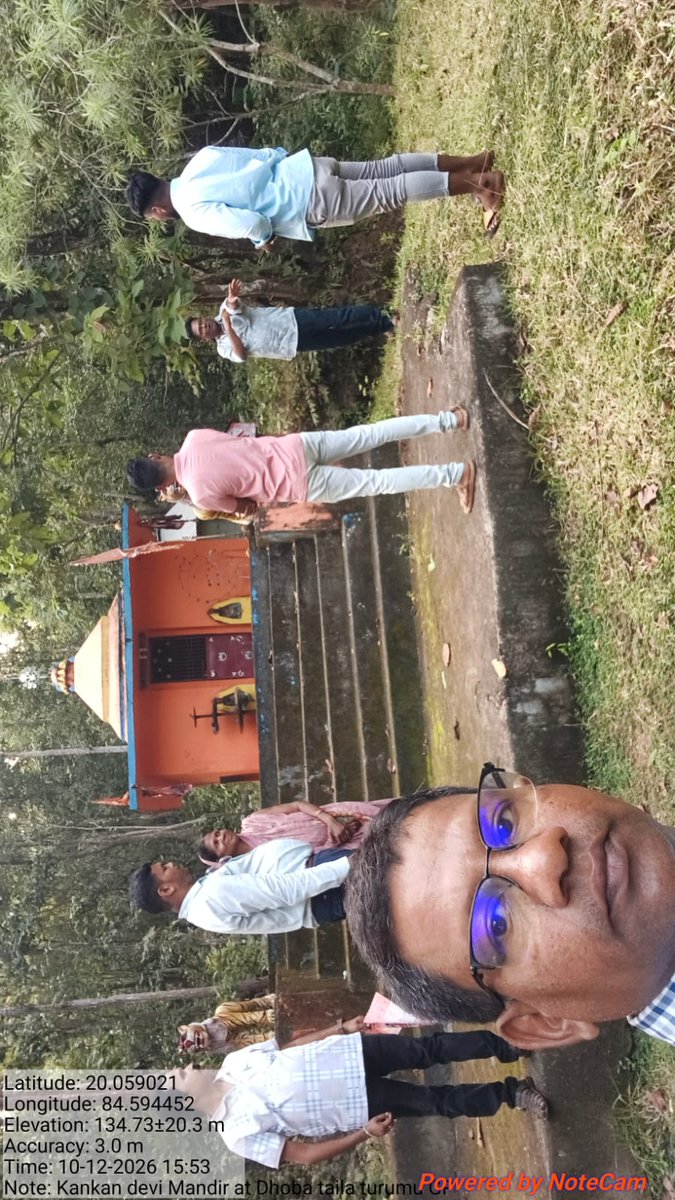 BdoBhanjanagar's tweet photo. ଆଜି ଗୋଷ୍ଠୀଉନ୍ନୟନ ଅଧିକାରୀ ଭଞ୍ଜନଗର  ତୁରୁମୁ ଗ୍ରାମ ପଂଚାୟତ   ର ବିଭିନ୍ନ ଉନ୍ନୟନ ମୂଳକ ପ୍ରକଳ୍ପ କାର୍ଯ୍ୟ  ପରିଦର୍ଶନ ସହିତ  ତର୍ଜମା କରିଥିଲେ I https://t.co/LUV6fhktaS