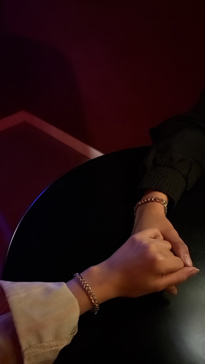 M2lik8's tweet photo. 💞
#wlw https://t.co/wvGEj6E77p