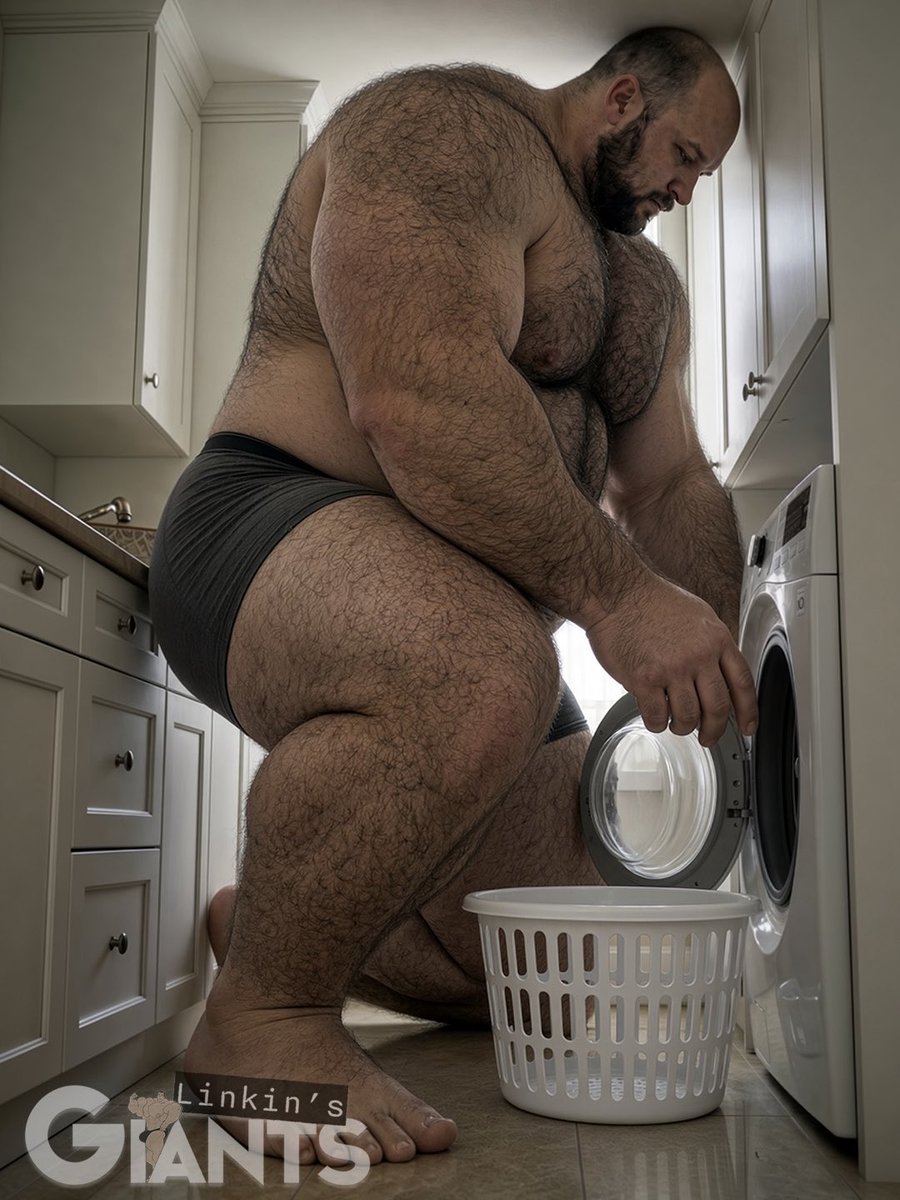 LinkinsGiants's tweet photo. "Why do they make these washing machines so small? I can only fit a single outfit in or I overload it." https://t.co/GBdCTwO9Ke