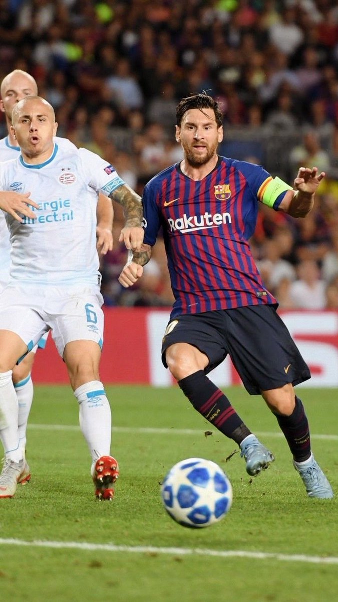 ja_vids's tweet photo. The last time Messi scored a hat-trick in the Champions League, there was no VAR in the Premier League.😭 https://t.co/buF2rg0yGv