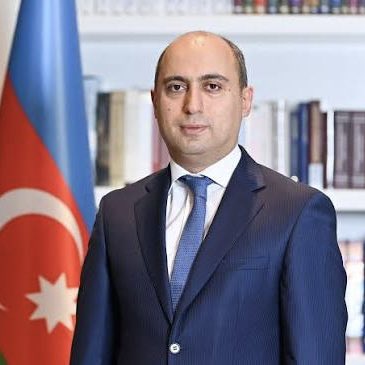 sagcigazete's tweet photo. Azerbaycan Milli Eğitim Bakanı Emin Emrullayev:

“İsrail’in tecrübesi, Azerbaycan’daki eğitim sisteminin iyileştirilmesine yardımcı olacak.” https://t.co/liiqFBn2v3