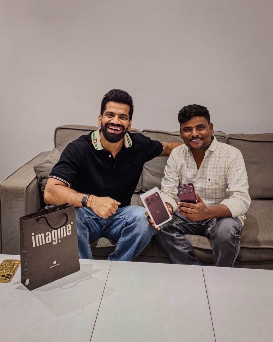 TechnicalGuruji's tweet photo. Meet Narendar, the winner of our iPhone 18 Pro Max giveaway! As promised, met him personally in India and handed over his brand-new #iPhone18ProMax in Burgundy...Seeing that smile and happiness in person is what makes these moments truly special!
And the #Giveaway doesn't stop here! Keep participating, and who knows, the next lucky winner could be YOU! Lots more surprises coming your way!
#TGFamily 🔥 🔥 🔥