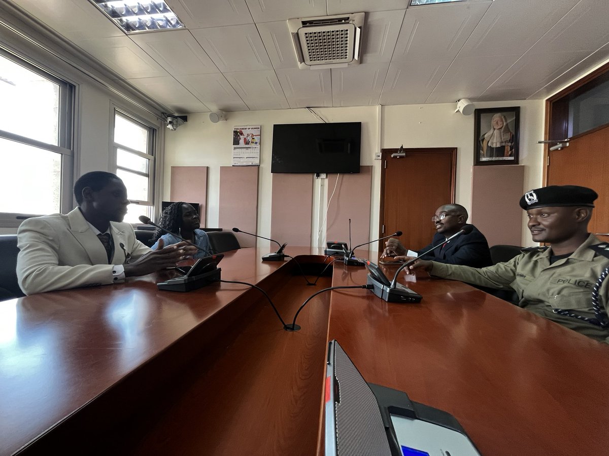 GiftGrace01's tweet photo. In a bid to enhance our operations in the Voice Over Violence campaign, we engaged in a conversation with Dr. @RugyendoQuotes the Principal Press Secretary to the Speaker and ASP Achilles- CLO at Parliament on how to fully execute our work of the campaign at a national level since Mob action is not only a Kampala problem but to the whole country at large. 

The meeting went on well as the two welcomed our idea and our partnership proposal with the Parliament. As we keep hoping for a positive response from the speaker's office, we decided to kick off the campaign since the question at hand has no timeline.
#VoiceOverViolence