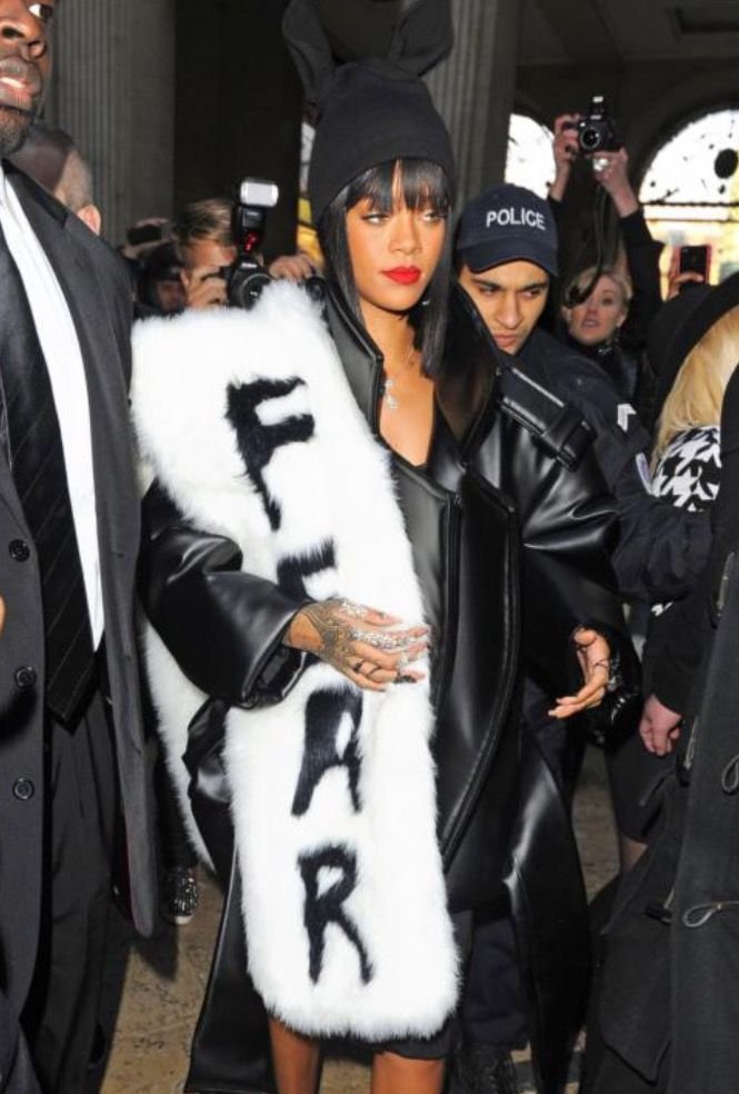 FentyGiftt's tweet photo. https://t.co/4CyXg3RG3Q