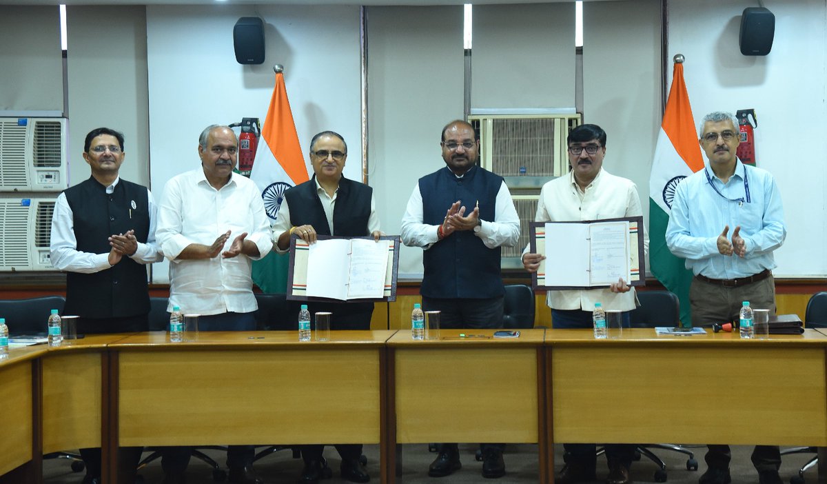 icarindia's tweet photo. ICAR and Savannah Seeds Pvt. Ltd. signed an MoU on 12 October 2026 to strengthen agricultural research, farmer training, technology dissemination and sustainable farming through public–private collaboration. #ICAR @ChouhanShivraj @PIB_India @AgriGoI https://t.co/wauhHBXC5g