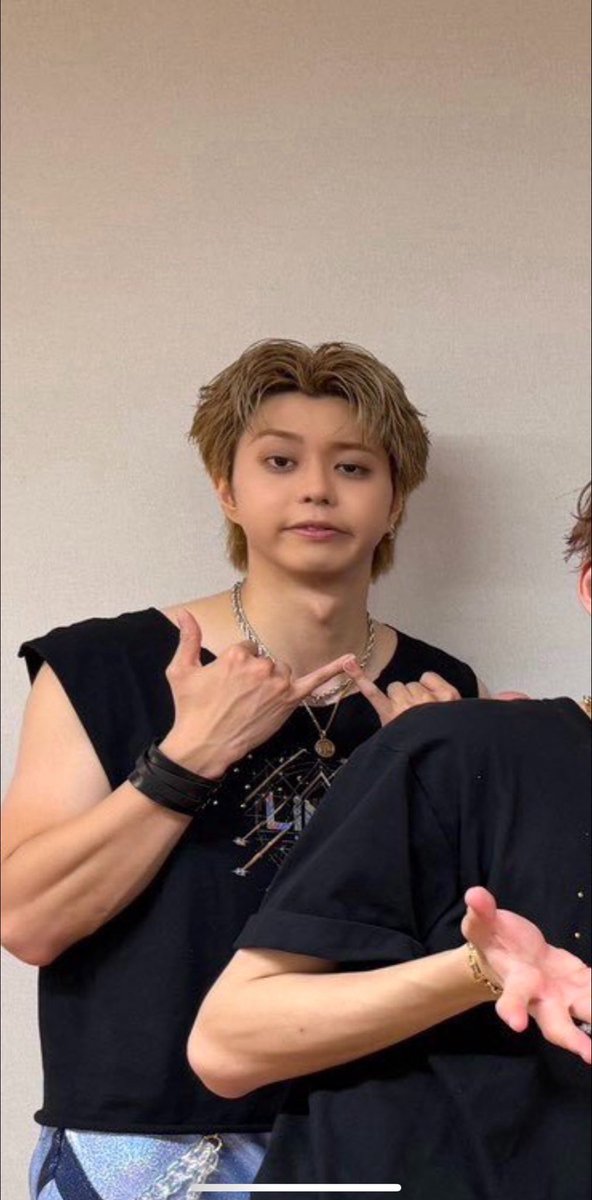 SEIYAOISHII_'s tweet photo. 働きたくなさすぎて誰も見てない間にこの顔するゲームしてる https://t.co/qdVKXIdSHr