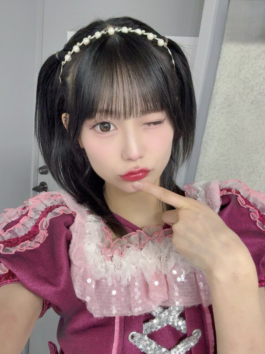 airi_idp0904's tweet photo. 「 MIX BOX vol.11 」 有難うございました ♡
次は最後のライブよろしくお願いします🤝🏻♡
17日恵比寿でお待ちしてます🪄︎︎◝✩ https://t.co/ULOmBADX92