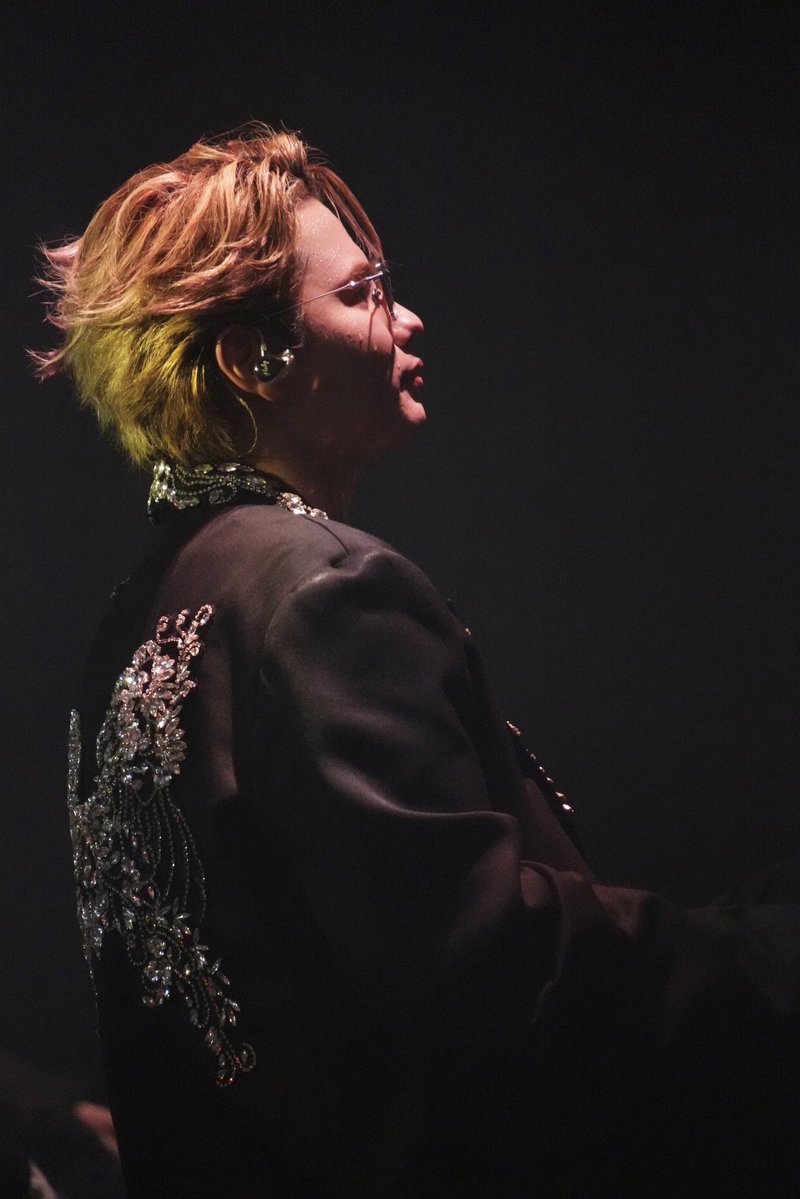 ballistik_fext's tweet photo. 𝗕𝗔𝗟𝗟𝗜𝗦𝗧𝗜𝗞 𝗕𝗢𝗬𝗭 𝗔𝗥𝗘𝗡𝗔 𝗟𝗜𝗩𝗘 𝟮𝟬𝟮𝟲
“𝗕𝗘𝗔𝗧 𝗕𝗟𝗔𝗦𝗧 𝗭” ~𝗢𝘂𝗿 𝗣𝗹𝗮𝗰𝗲~

D-5

💬 #海沼流星 | #RYUSEI

アリーナ開催まで残り5日！！🔥

BALLY’Sの中で色んな楽しみがあるかと思います！✨

それは僕らも同じで、何が起こるかは当日まで分かりませんし、ライブに皆さんが来てくれてはじめて完成と言えるので、ワクワクしながら日々頑張っております！！🔥

当日は、思う存分楽しんでくださいね！☺️
アリーナでお待ちしております！！！✨

┈┈┈
🎫チケット一般発売中
https://t.co/NDOxZILw3B
┈┈┈

#BBZ_BEAT_BLAST_Z
#BALLISTIKBOYZ