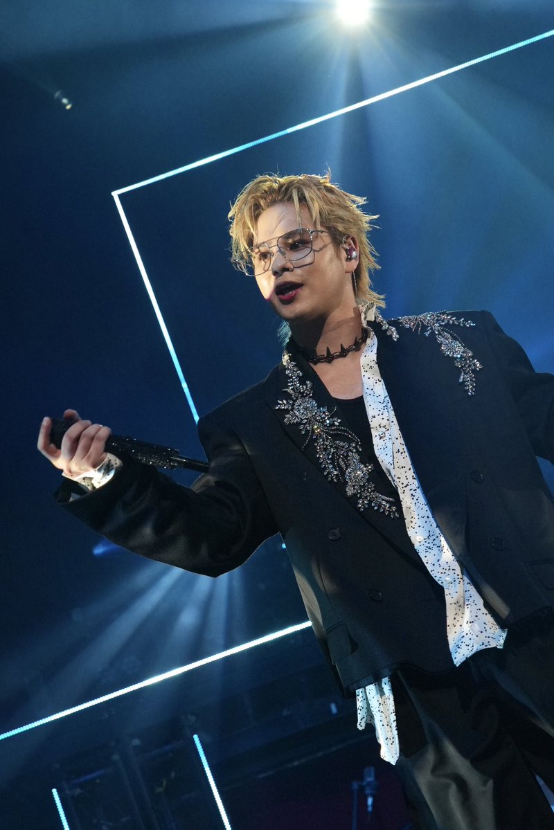 ballistik_fext's tweet photo. 𝗕𝗔𝗟𝗟𝗜𝗦𝗧𝗜𝗞 𝗕𝗢𝗬𝗭 𝗔𝗥𝗘𝗡𝗔 𝗟𝗜𝗩𝗘 𝟮𝟬𝟮𝟲
“𝗕𝗘𝗔𝗧 𝗕𝗟𝗔𝗦𝗧 𝗭” ~𝗢𝘂𝗿 𝗣𝗹𝗮𝗰𝗲~

D-5

💬 #海沼流星 | #RYUSEI

アリーナ開催まで残り5日！！🔥

BALLY’Sの中で色んな楽しみがあるかと思います！✨

それは僕らも同じで、何が起こるかは当日まで分かりませんし、ライブに皆さんが来てくれてはじめて完成と言えるので、ワクワクしながら日々頑張っております！！🔥

当日は、思う存分楽しんでくださいね！☺️
アリーナでお待ちしております！！！✨

┈┈┈
🎫チケット一般発売中
https://t.co/NDOxZILw3B
┈┈┈

#BBZ_BEAT_BLAST_Z
#BALLISTIKBOYZ
