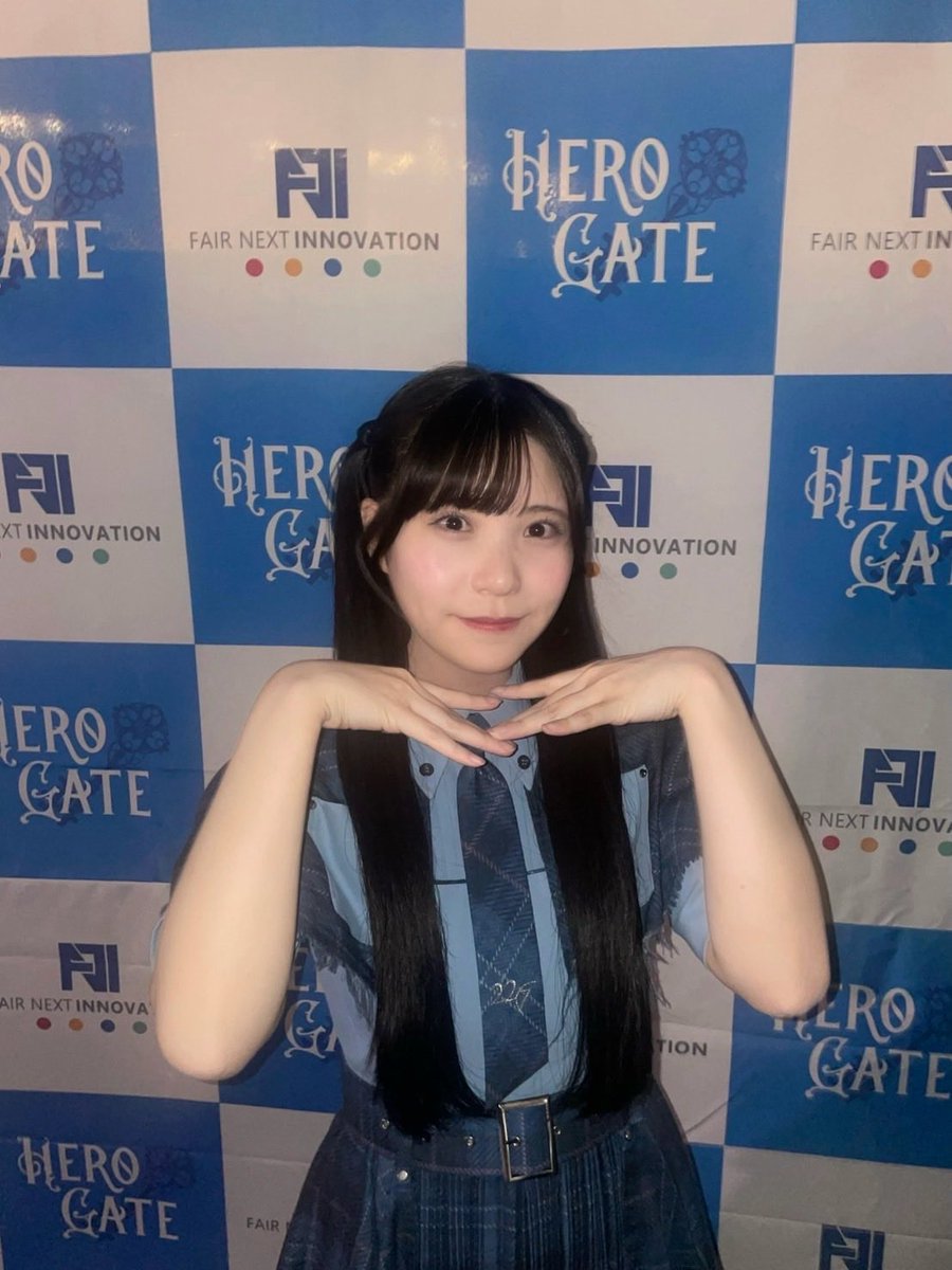 mana__tachibana's tweet photo. 『HERO GATE』ありがとうございました🤲🏻
#ナナニジ #ナナニジ3rd として出演させていただきました、橘茉奈です💕
青空の下のライブも、キラキラ光るペンライトを見ながらのライブもとっても楽しかったです🎤 https://t.co/PZyjUXjdAj