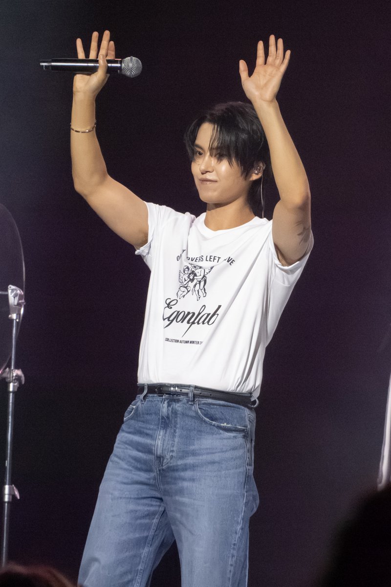 theycanstay's tweet photo. 261011 ROSETOPIA 2026 SYDNEY
#TheRose #더로즈 #ROSETOPIA
Lee Hajoon (이하준) https://t.co/jcZtg1Dovx